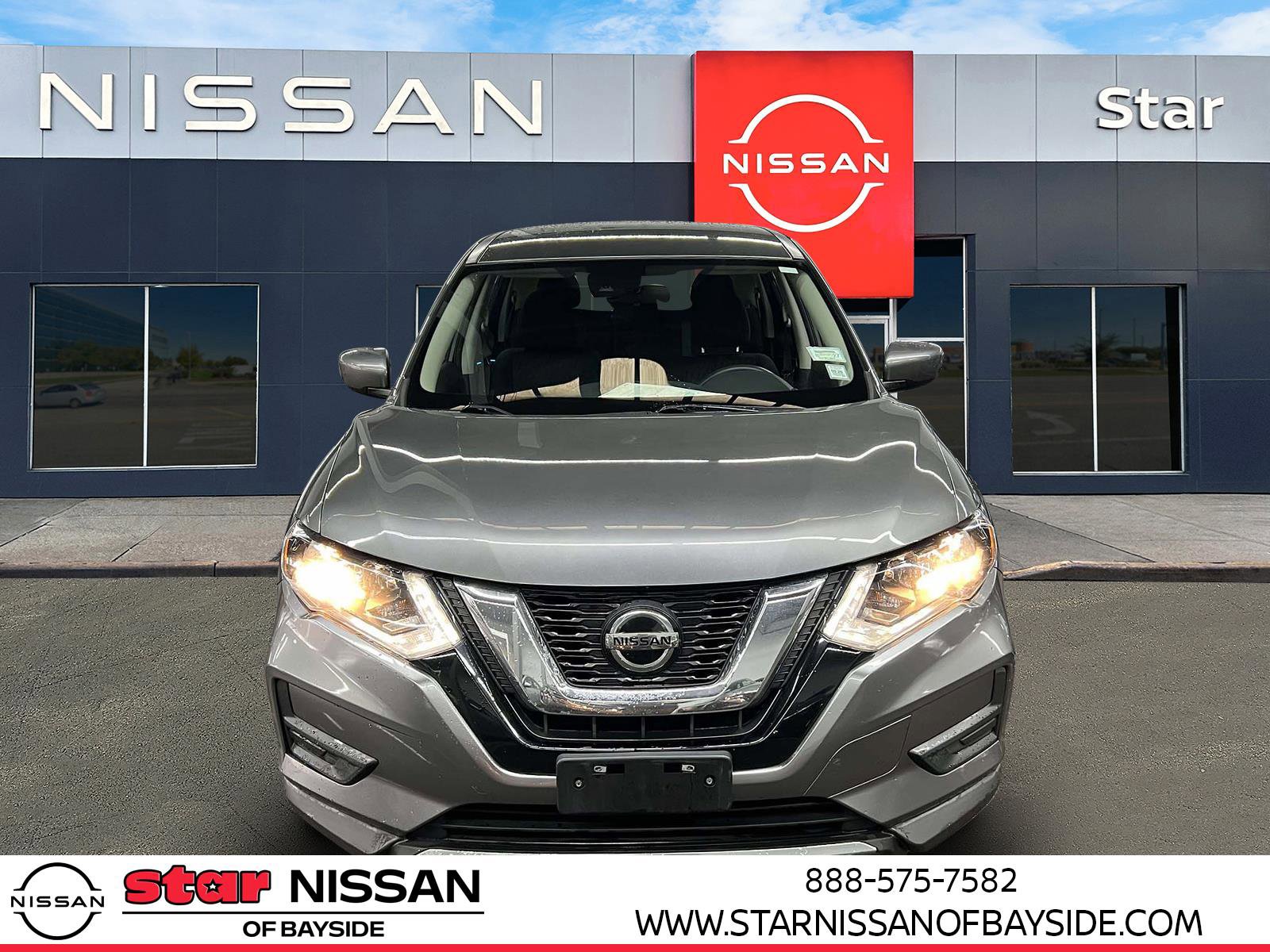 Used 2020 Nissan Rogue S image 2