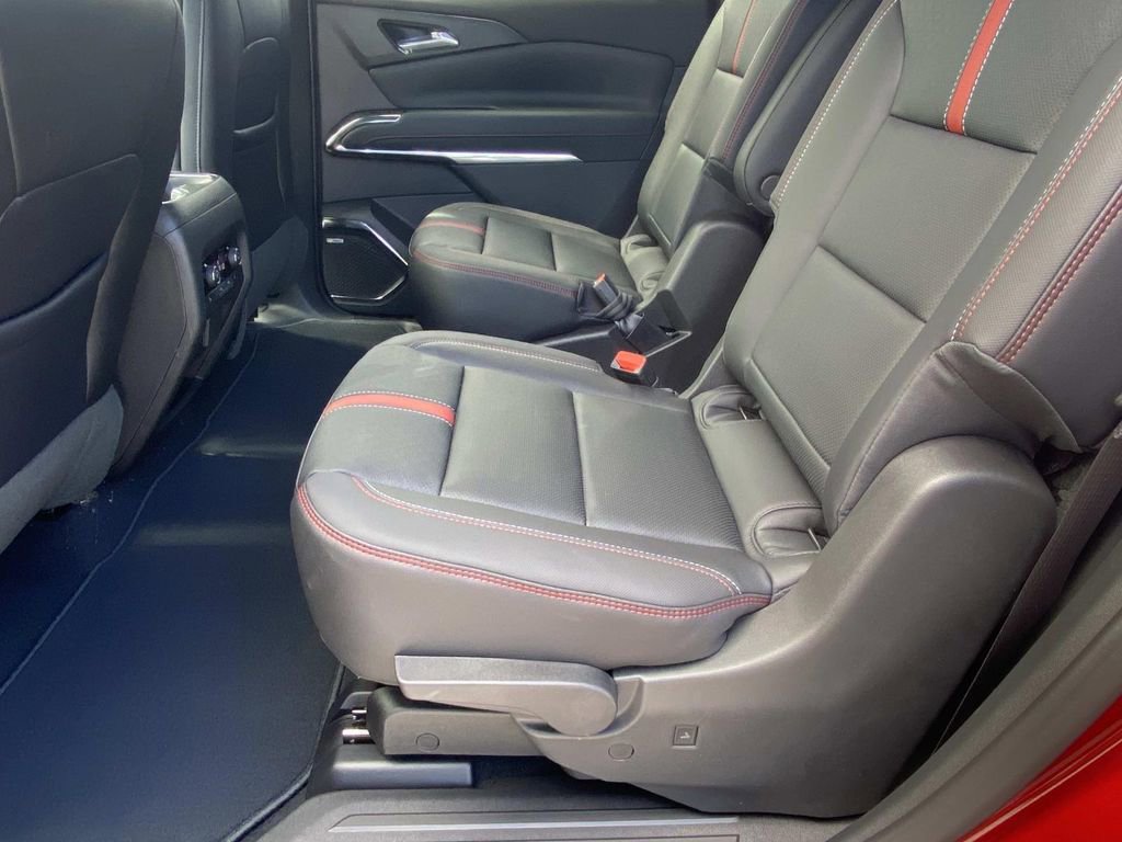 New 2026 Chevrolet Traverse RS image 15