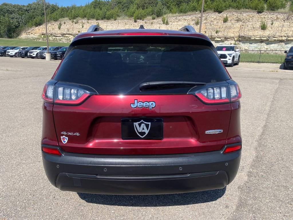 Used 2021 Jeep Cherokee Latitude Plus AWD/4WD image 5