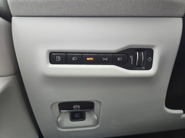 New 2026 Jeep Cherokee Laredo image 11