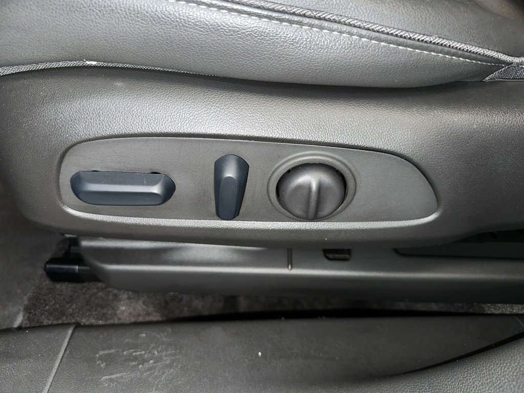 Certified 2023 Buick Encore GX Preferred w/ Cold Weather Comfort Package image 6