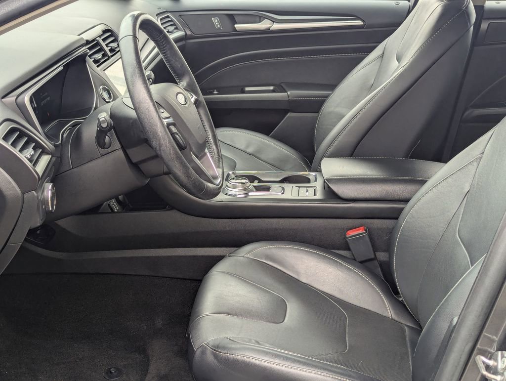 Used 2019 Ford Fusion Energi Titanium image 11