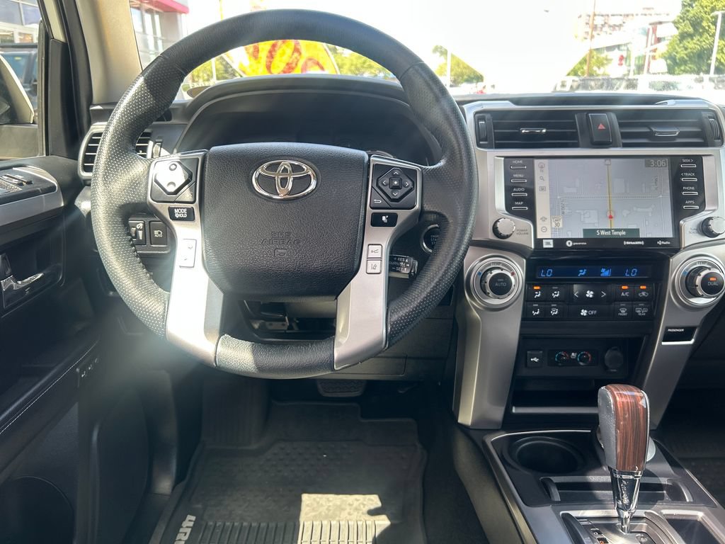 Certified 2020 Toyota 4Runner Limited AWD/4WD image 14