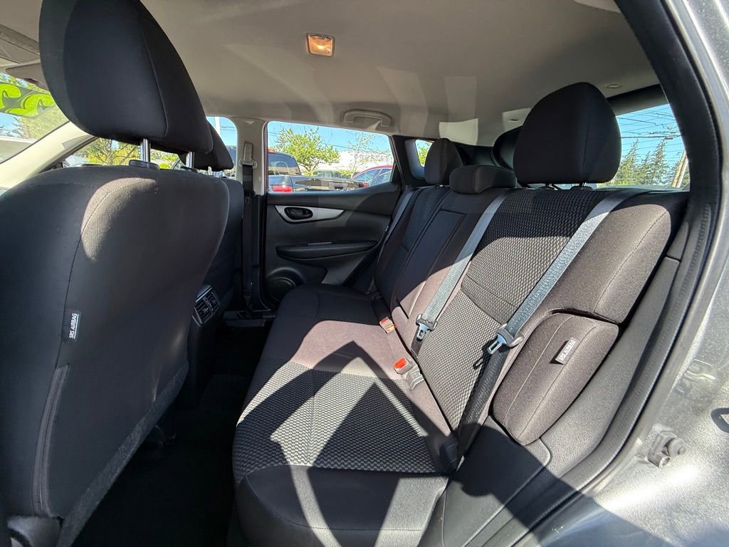 Certified 2022 Nissan Rogue Sport S AWD/4WD image 17