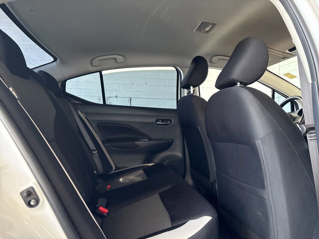 Used 2022 Nissan Versa SV FWD image 18