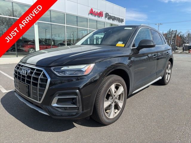 Used 2024 Audi Q5 2.0T Premium w/ Convenience Package image 1