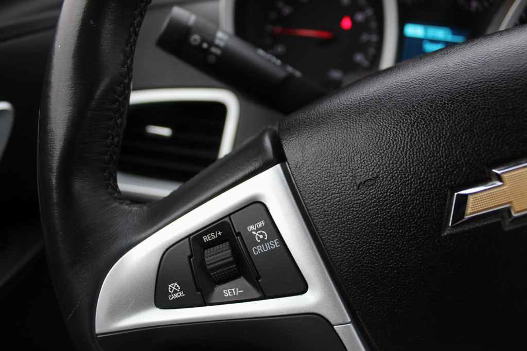 Used 2017 Chevrolet Equinox LT w/ Convenience Package image 15