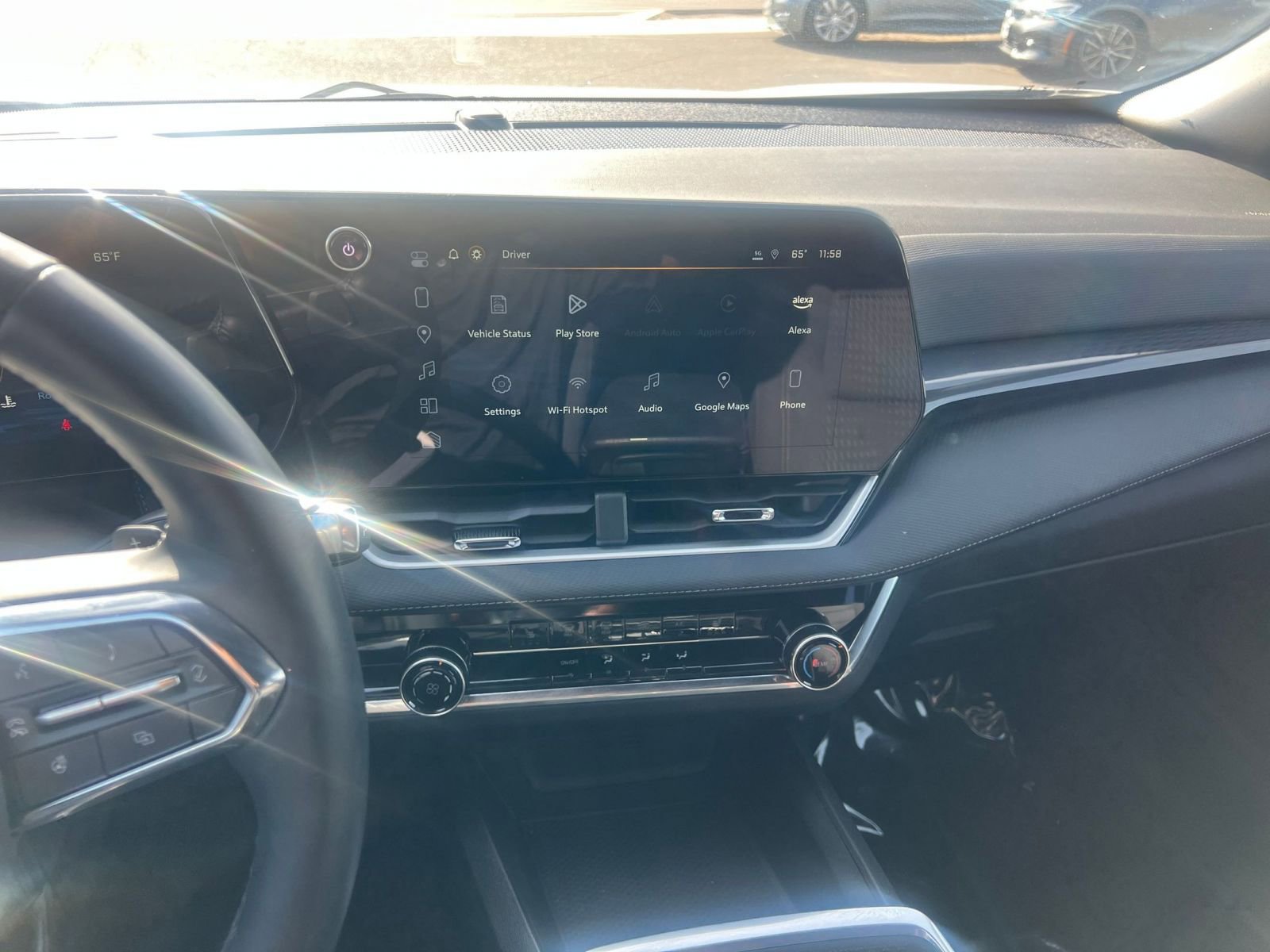 Used 2025 Chevrolet Equinox LT image 18