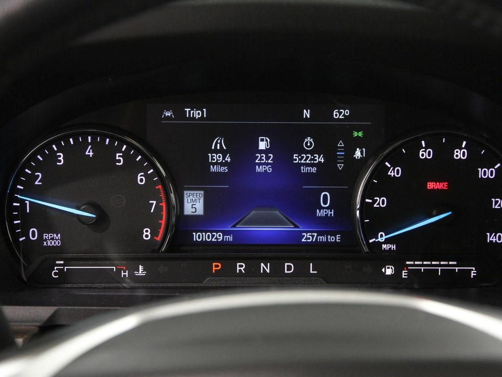 Certified 2022 Ford Explorer Limited w/ Equipment Group 301A image 9