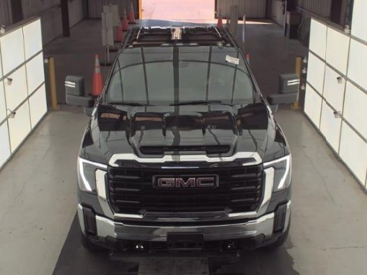 Used 2024 GMC Sierra 2500 Pro image 2