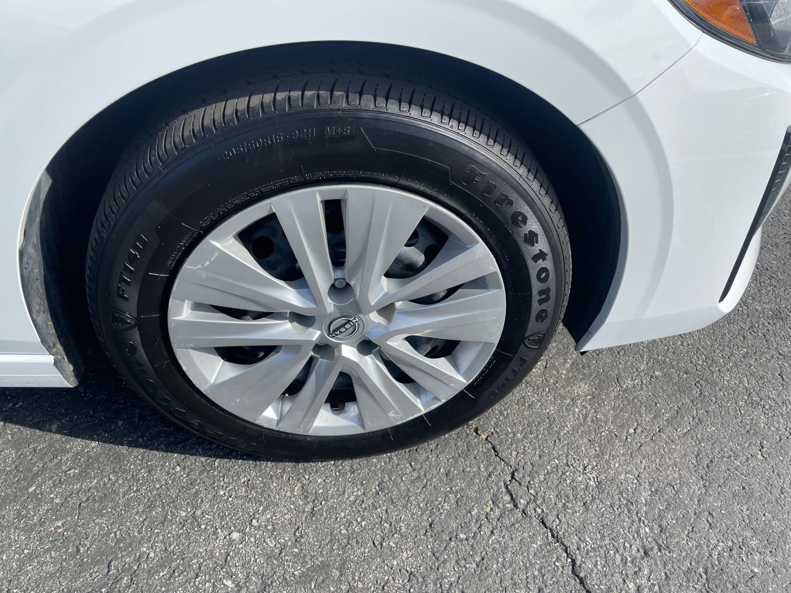 Used 2025 Nissan Sentra S image 30