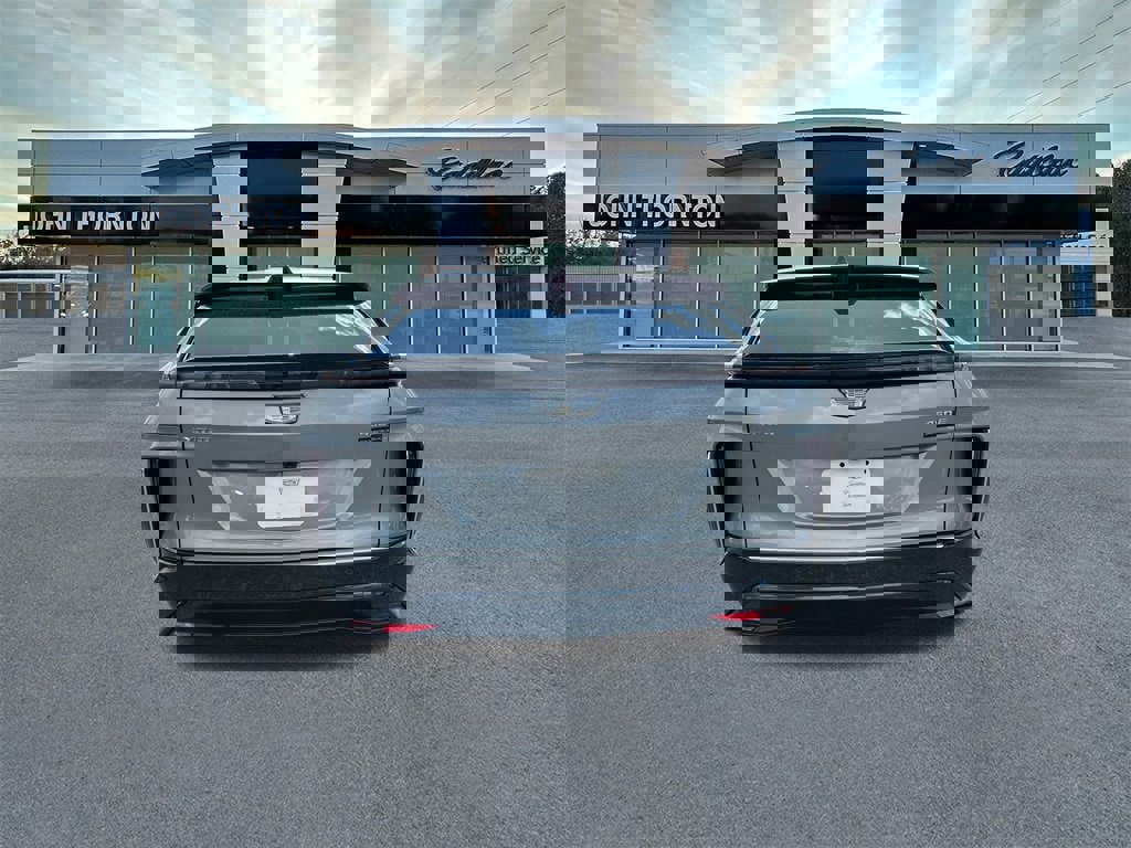 New 2025 Cadillac Lyriq Luxury image 6