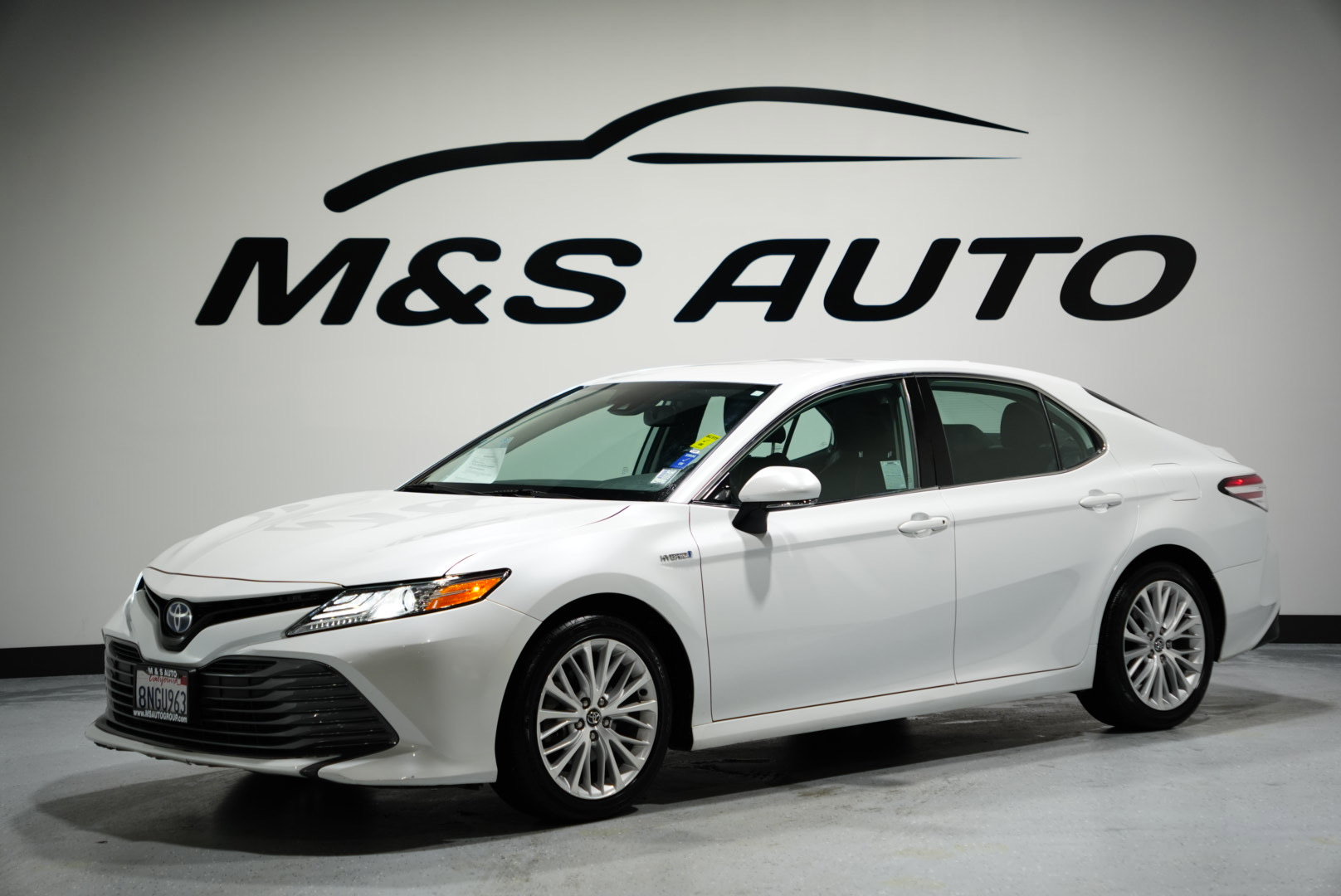 Used 2020 Toyota Camry XLE image 4