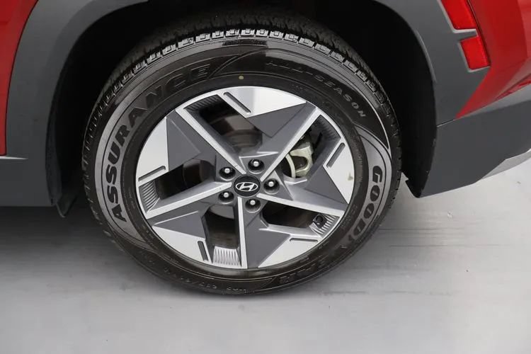 Used 2025 Hyundai Tucson SEL FWD image 36