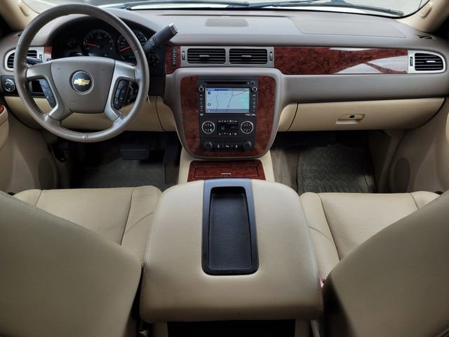 Used 2012 Chevrolet Avalanche LTZ RWD image 14