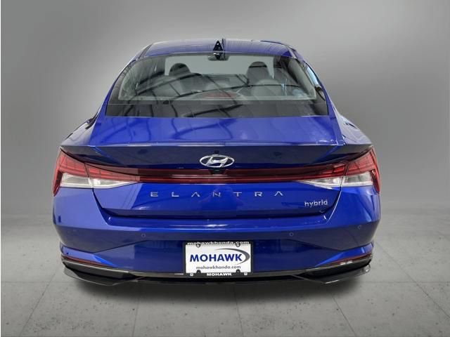 Used 2023 Hyundai Elantra Limited FWD image 4