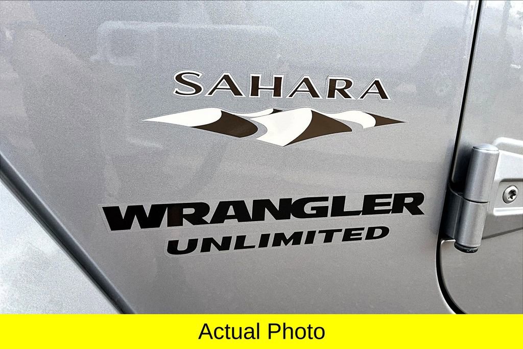 Used 2016 Jeep Wrangler Unlimited Sahara w/ Connectivity Group image 33