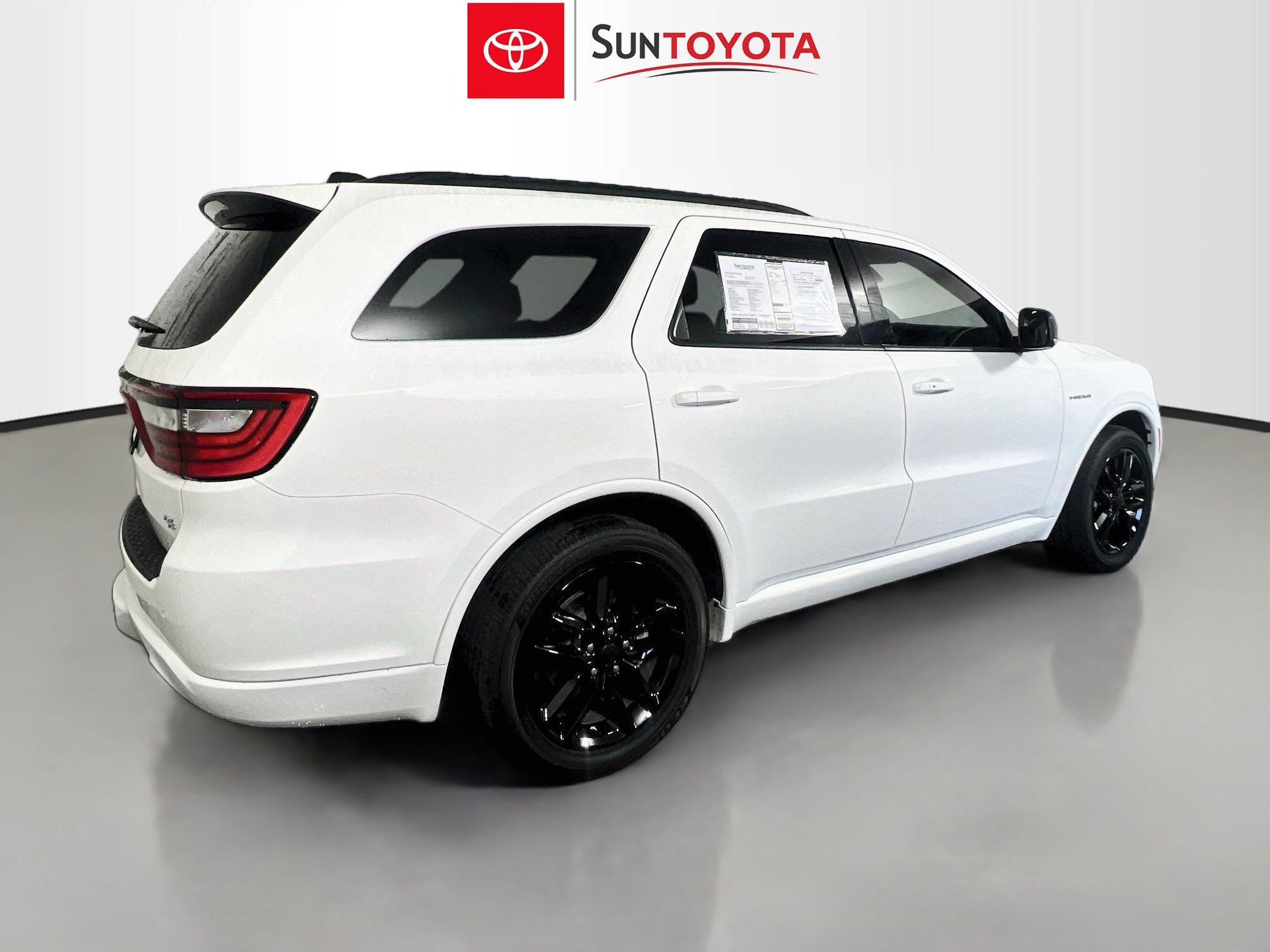 Used 2025 Dodge Durango R/T AWD/4WD image 4