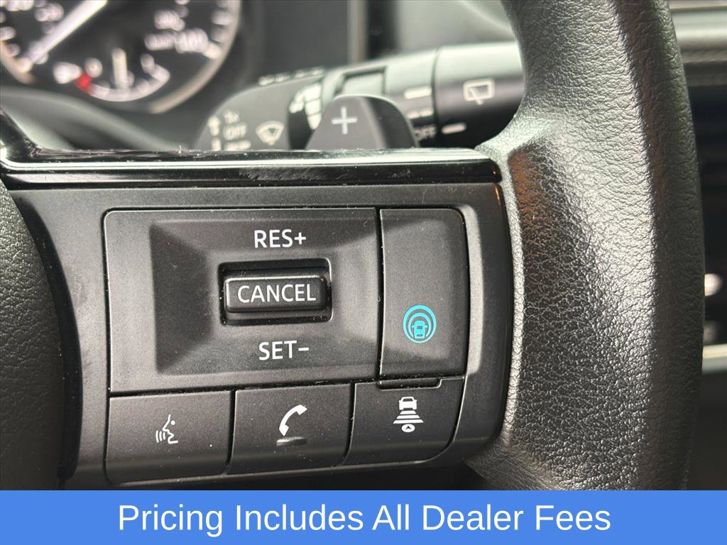 Used 2022 Nissan Rogue SV AWD/4WD image 14