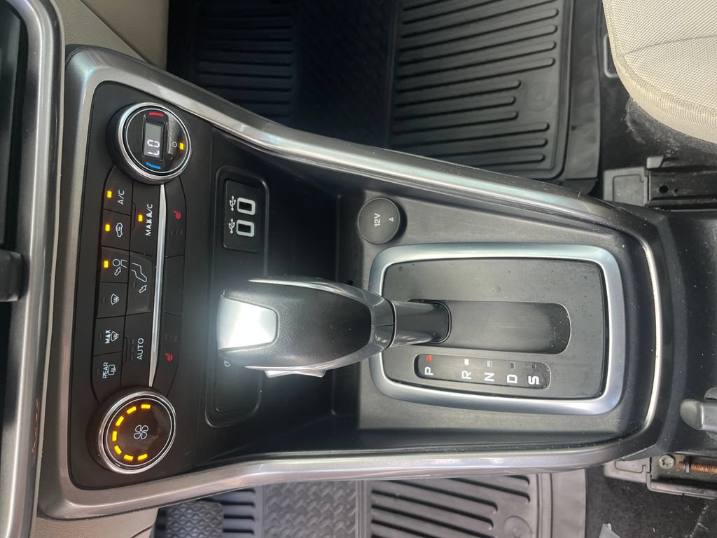 Used 2019 Ford EcoSport SE FWD image 24