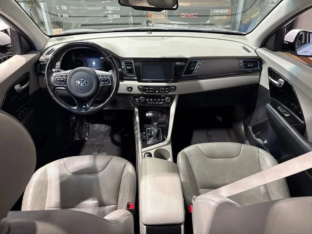 Used 2019 Kia Niro EX Premium w/ Sunroof Package FWD image 15