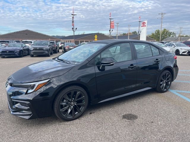 Used 2025 Toyota Corolla SE image 8