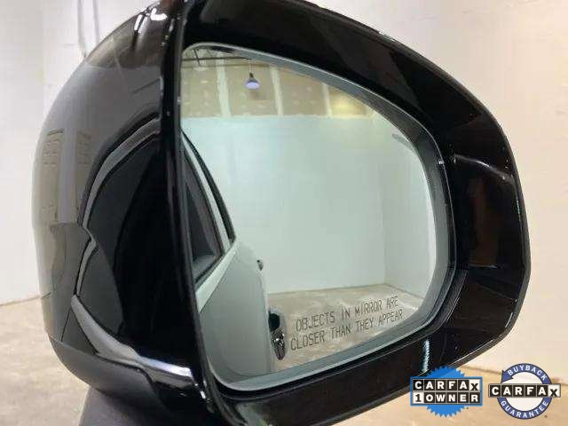 Used 2025 Volvo XC90 B6 Plus image 95