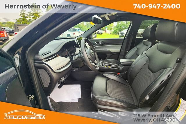 Used 2024 Jeep Compass Latitude AWD/4WD image 15