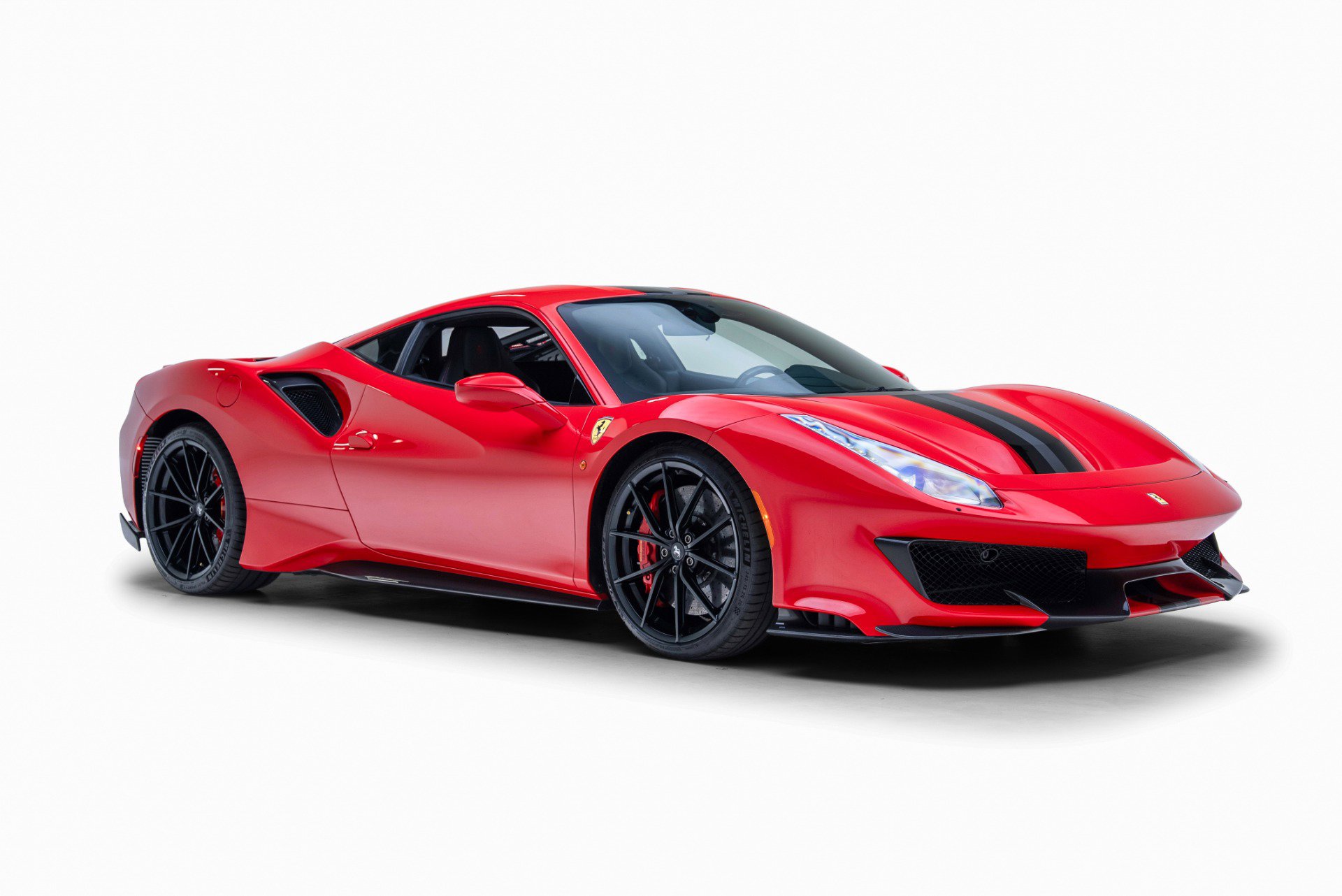 Used 2020 Ferrari 488 Pista Coupe RWD image 13