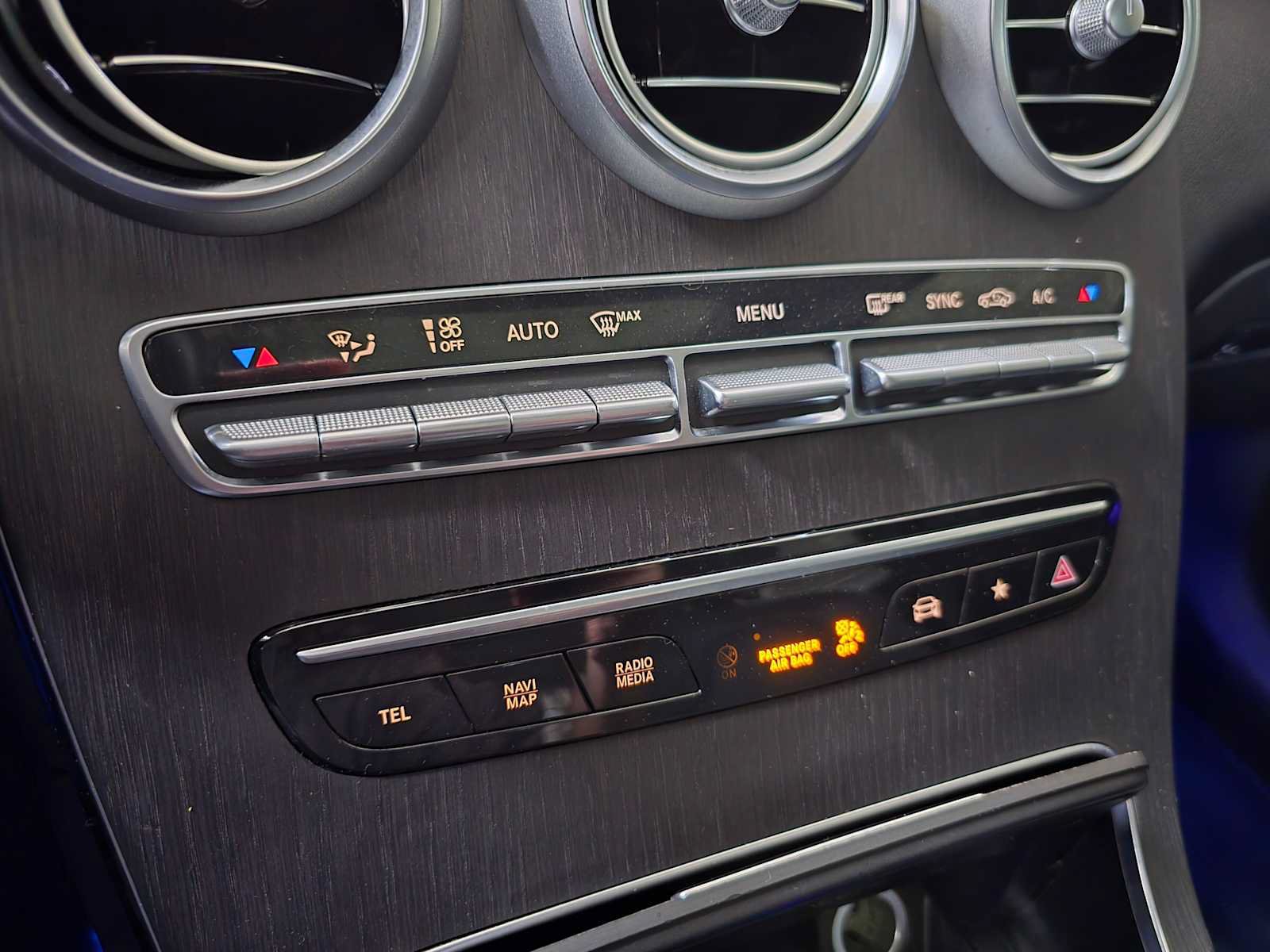 Certified 2021 Mercedes-Benz GLC 300 4MATIC image 37