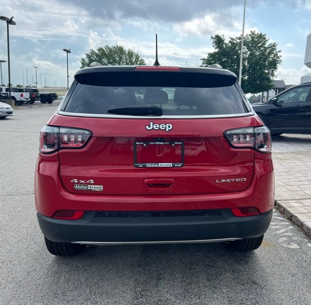 Certified 2023 Jeep Compass Limited w/ Elite Group AWD/4WD image 7