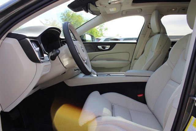 New 2026 Volvo V60 B5 Cross Country Ultra w/ Protection Package Premier AWD/4WD image 25