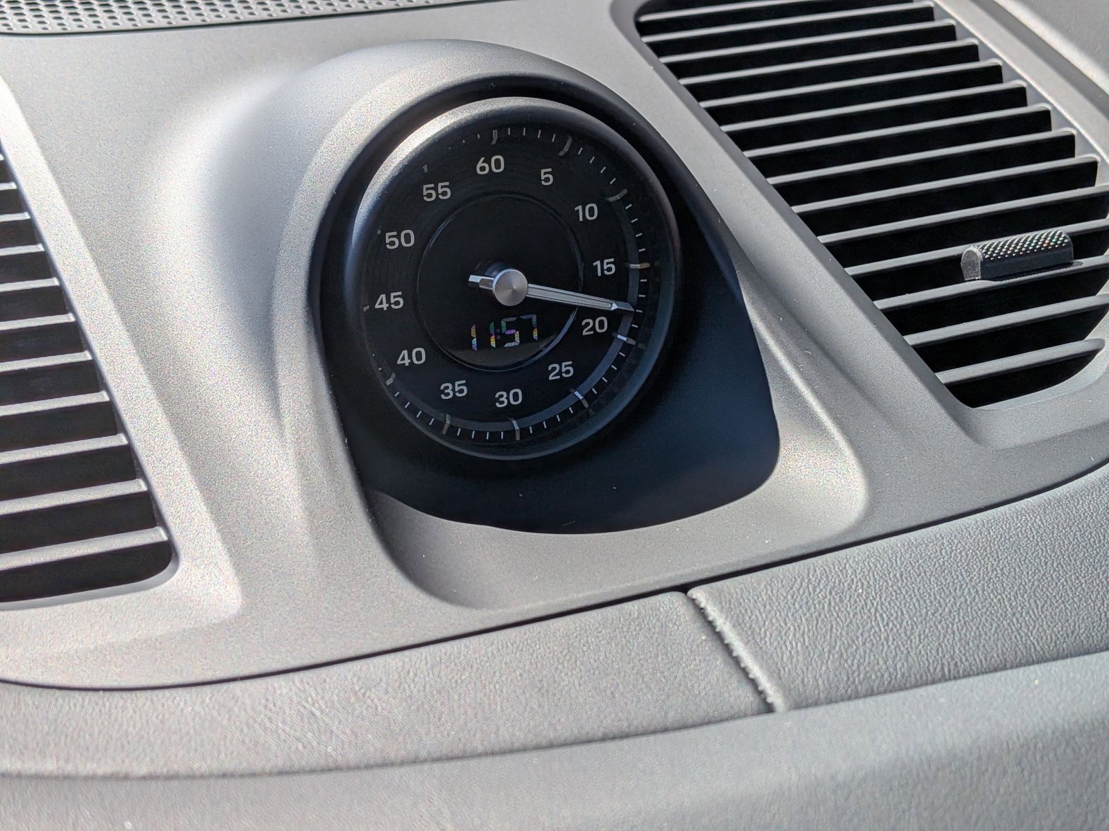 New 2026 Porsche Cayenne S image 21