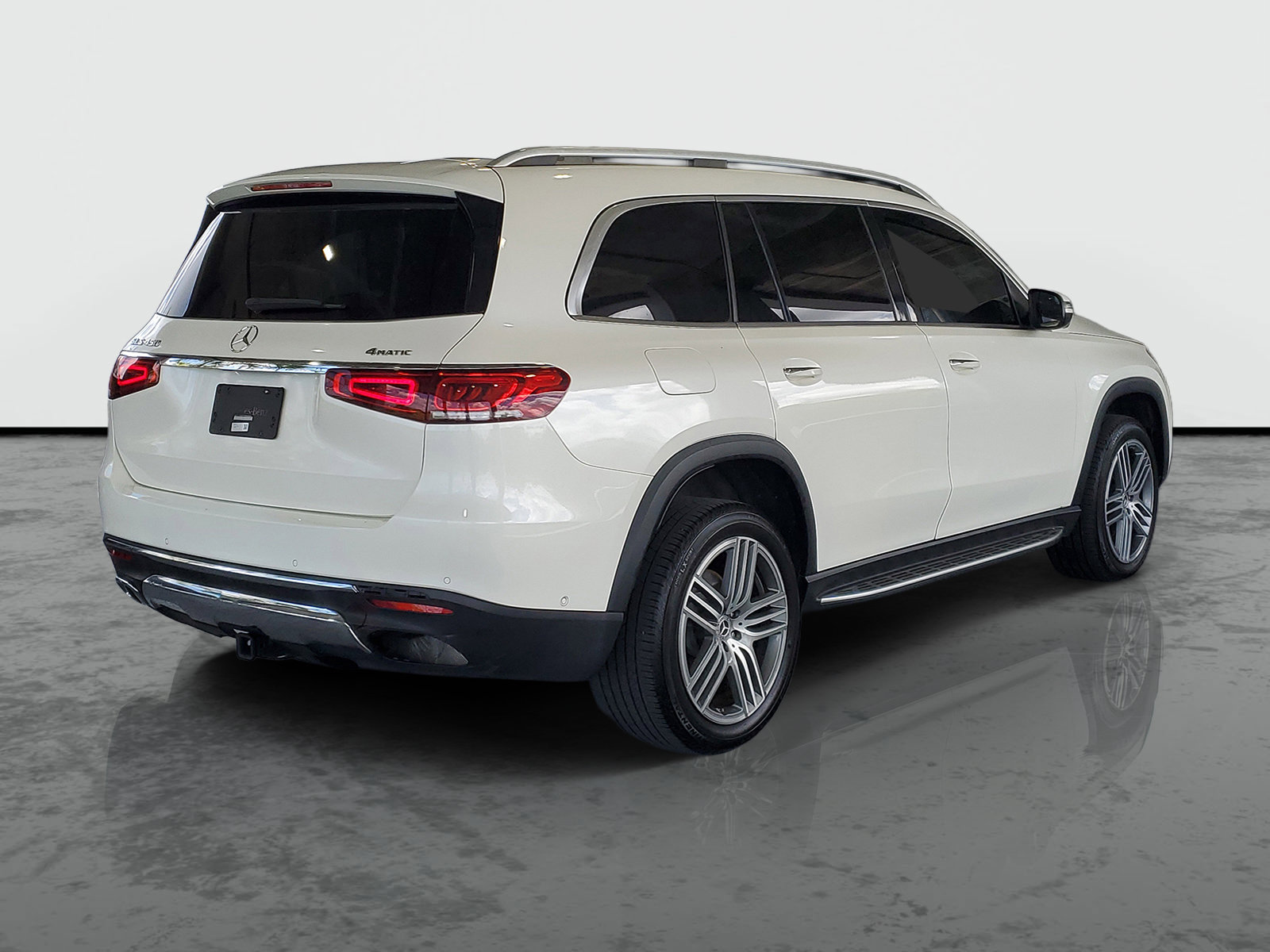 Used 2020 Mercedes-Benz GLS 450 4MATIC image 2