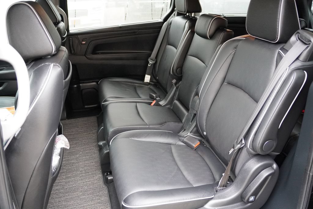 Used 2024 Honda Odyssey Elite image 17