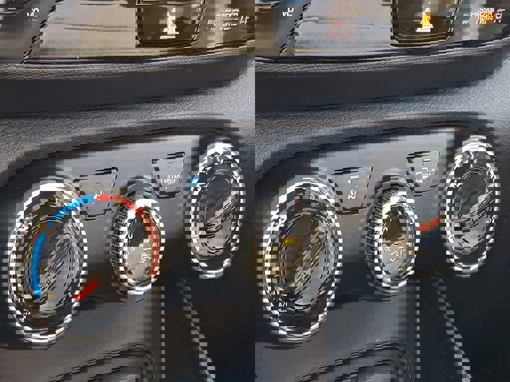 New 2026 Hyundai Venue SE image 13