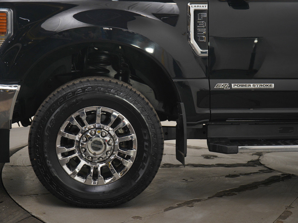 Used 2022 Ford F350 Lariat w/ Chrome Package image 30