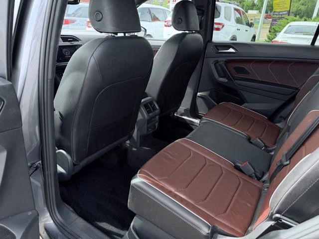 Used 2023 Volkswagen Tiguan SEL R-Line AWD/4WD image 23