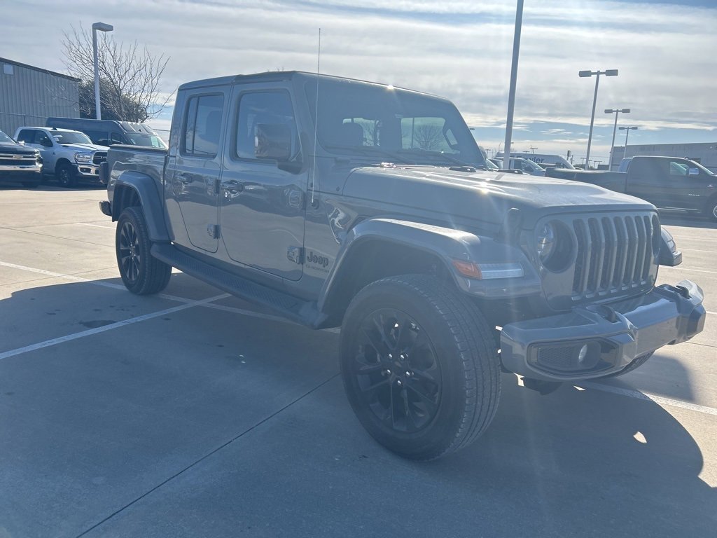 Used 2022 Jeep Gladiator Overland image 1