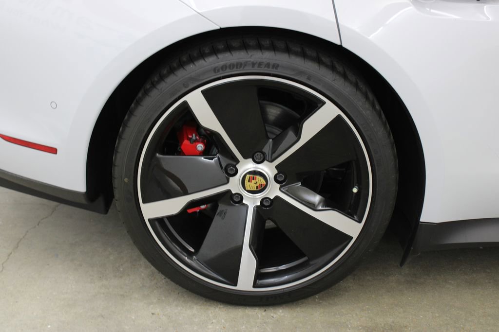 New 2024 Porsche Taycan 4S image 15