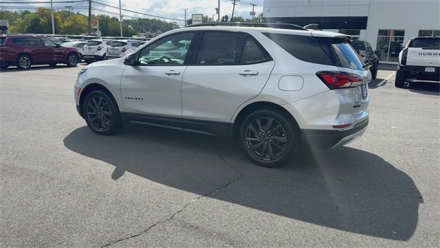 Certified 2022 Chevrolet Equinox RS w/ RS Leather Package image 6