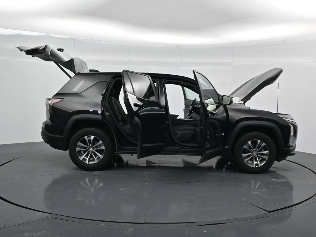 Used 2026 Chevrolet Equinox LT w/ Convenience Package II FWD image 41