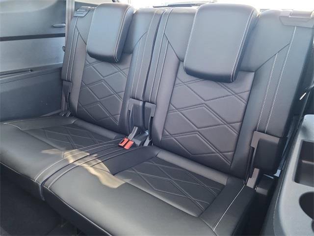 New 2025 Volkswagen Atlas SE image 15