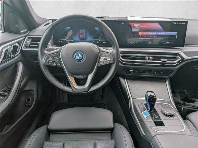 Used 2023 BMW i4 eDrive35 image 17