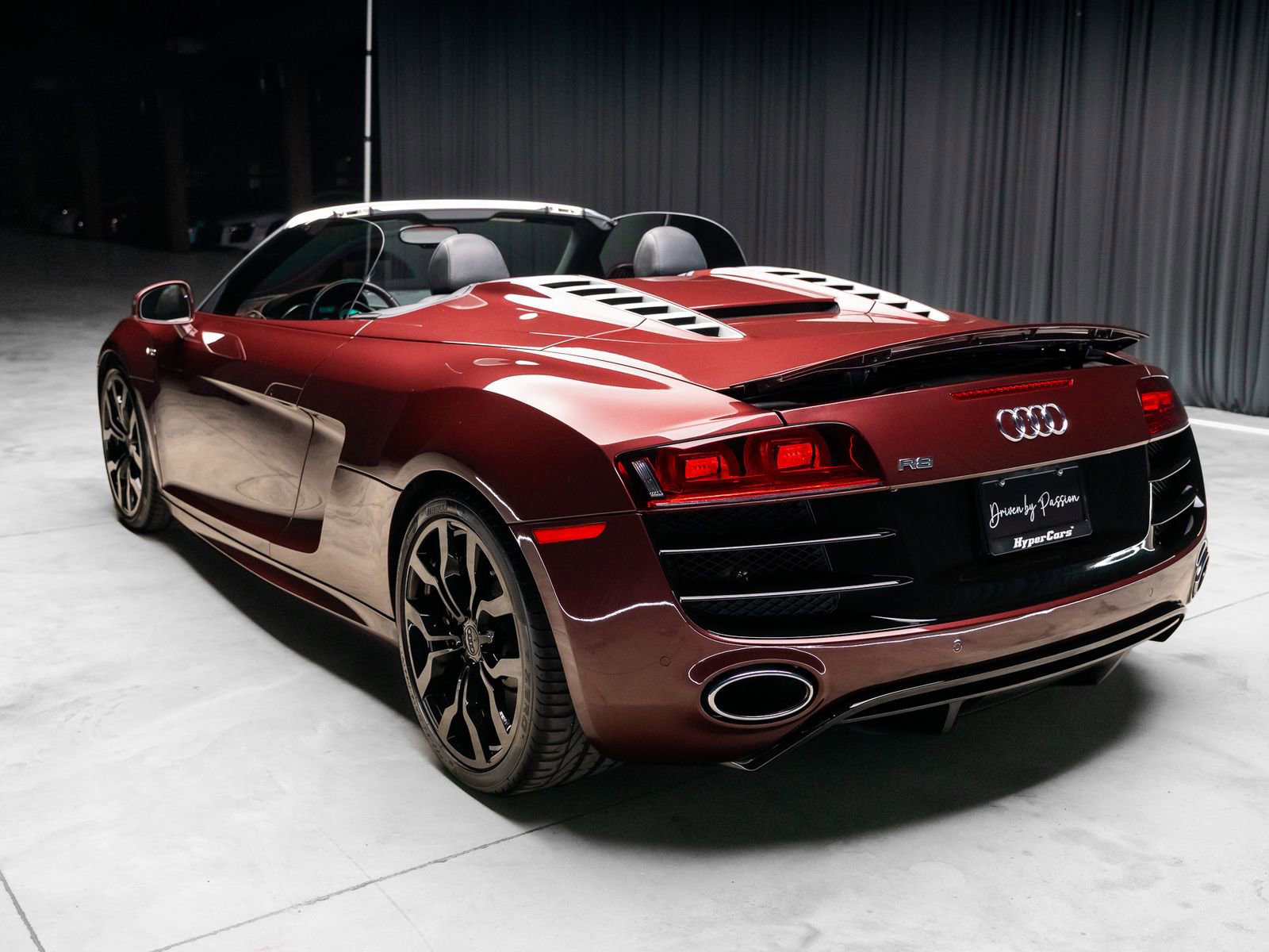 Used 2011 Audi R8 V10 image 41