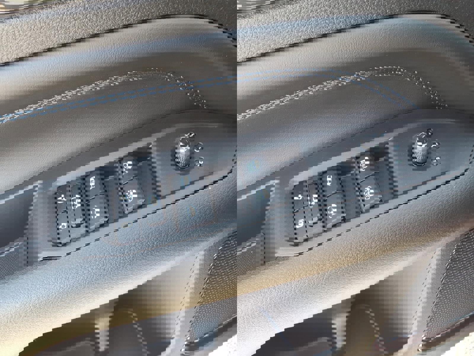 New 2026 Jeep Compass Limited image 19