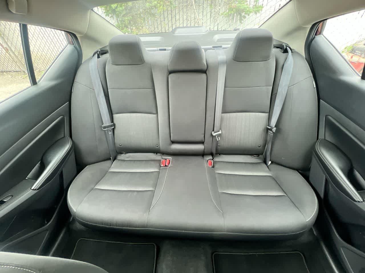 Used 2024 Nissan Altima 2.5 SV FWD image 23
