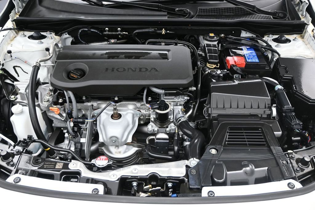 Used 2025 Honda Civic Sport image 9