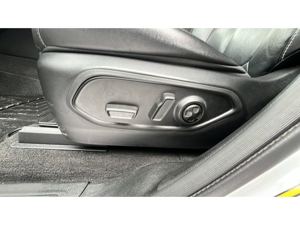 Used 2021 Jeep Grand Cherokee L Limited w/ Trailer Tow Group (B) image 25