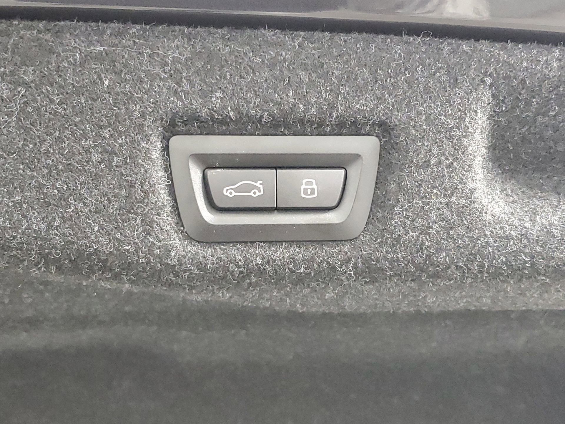 Used 2024 BMW 540i xDrive image 22